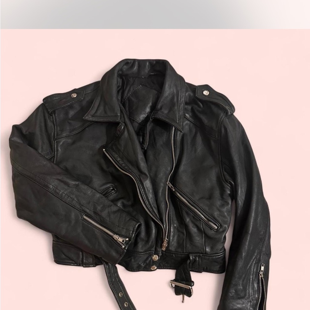 Vintage Black cropped Leather moto Women's Jacket
